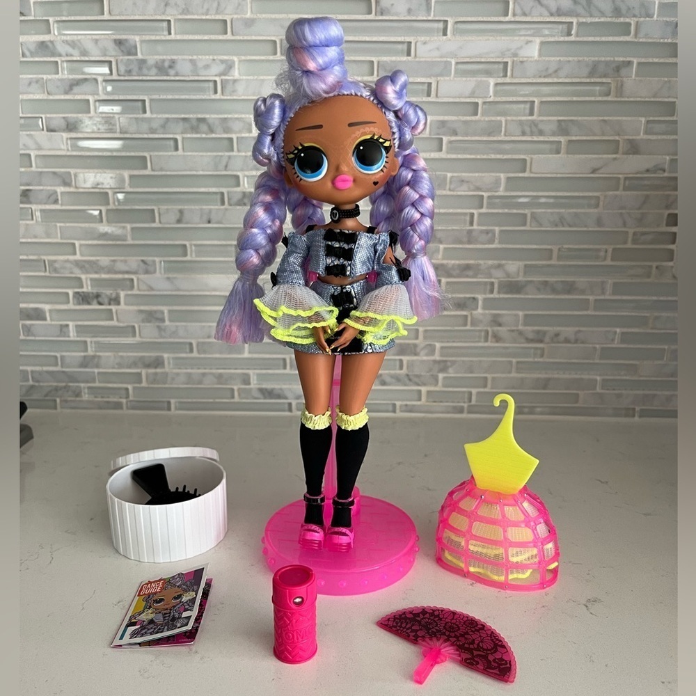LOL Surprise OMG Dance Miss Royale Fashion Doll